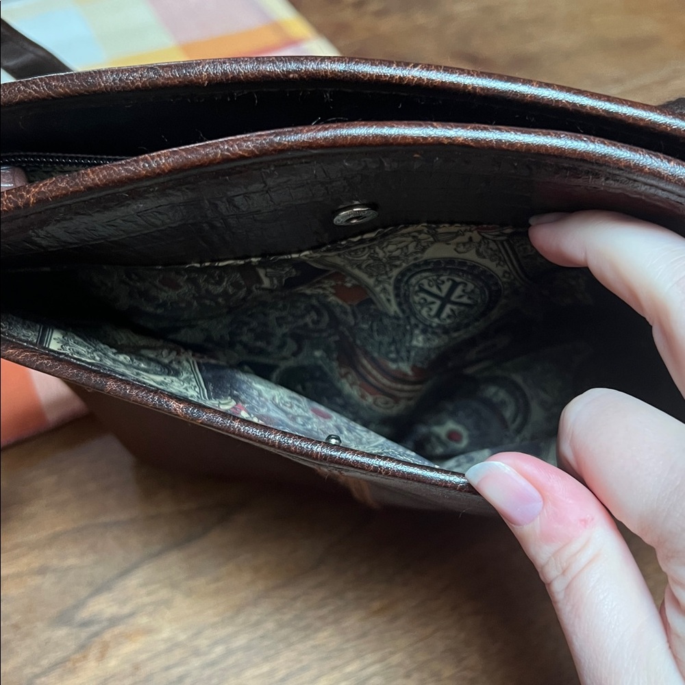 Vintage Brighton Leather Purse - Picture 9 of 14
